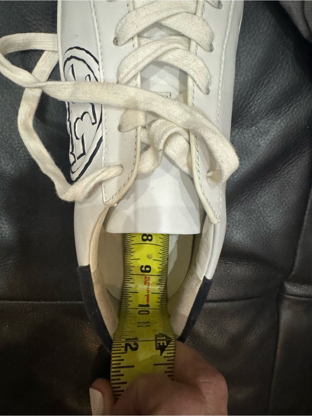 Like New Tory Burch T- Logo White Navy Blue Sneakers Tennis Shoes Size 9.5 - Picture 12 of 12